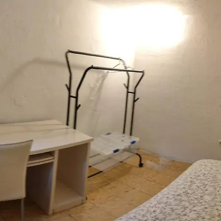 Pintor Pahissa Guest house