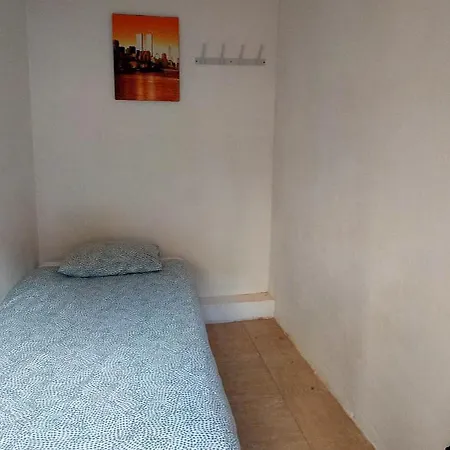 Pintor Pahissa Pensión *
