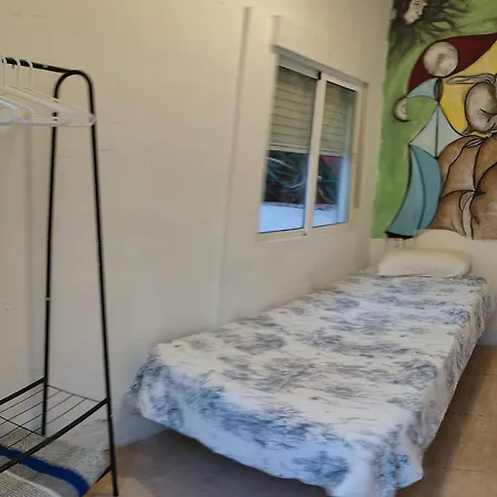 Pensión Pintor Pahissa *